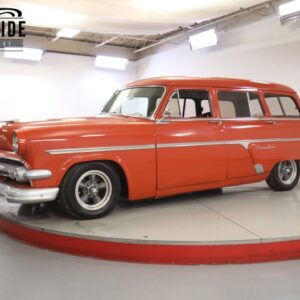 1954 Ford <br> <strong>Country Squire</strong>